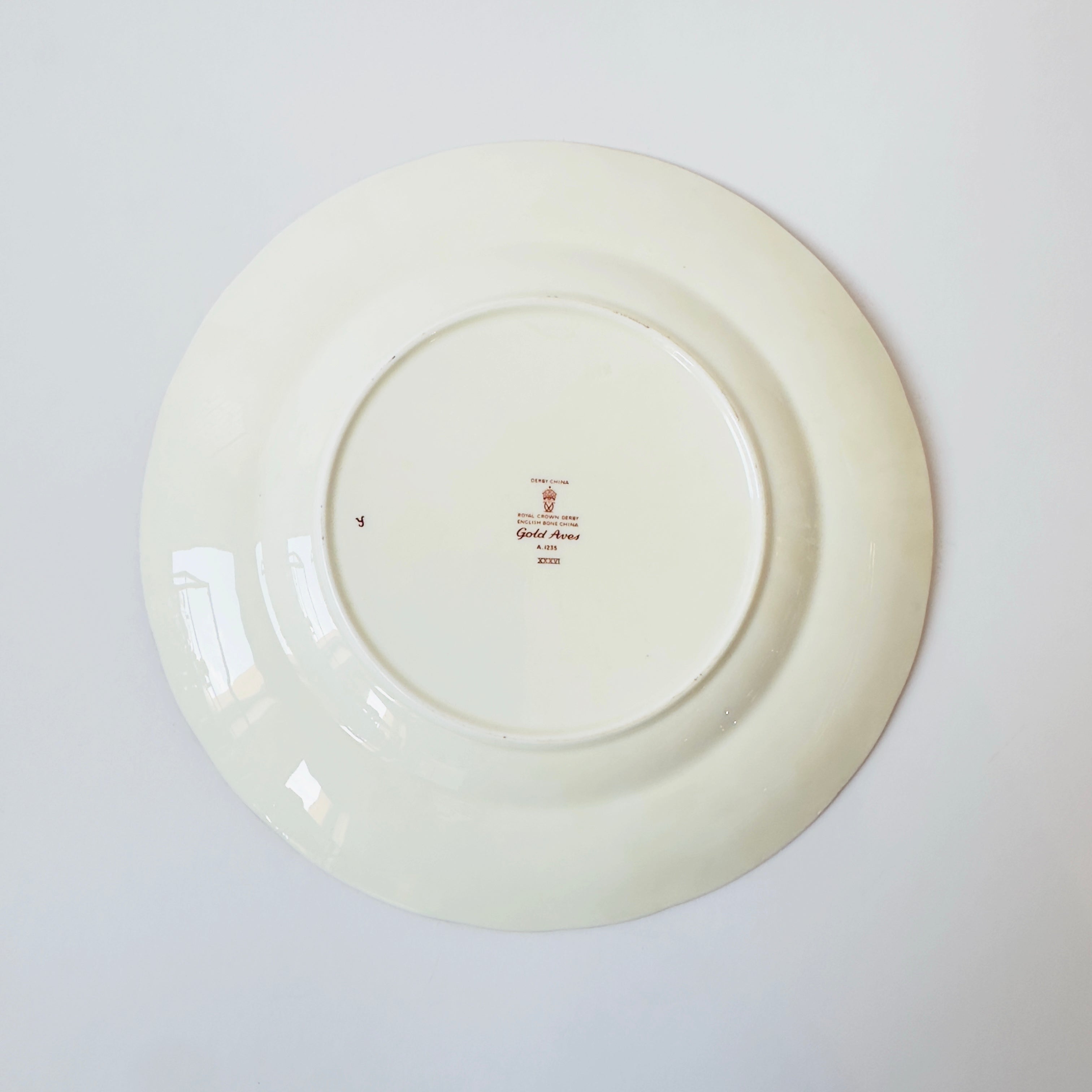 Vintage Royal Crown Derby Aves Gold Dinner Plate (27cm) | English Bone China