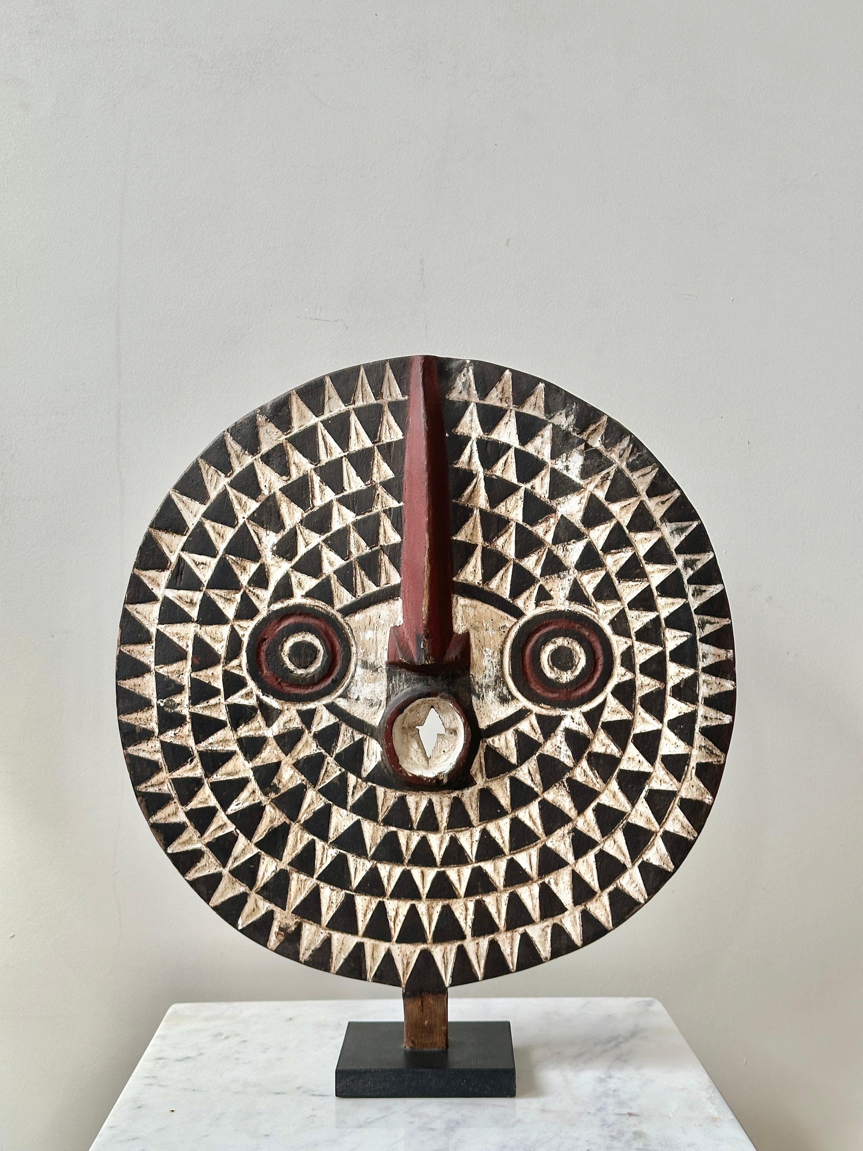 Vintage Bobo Mask on Stand - 43cm