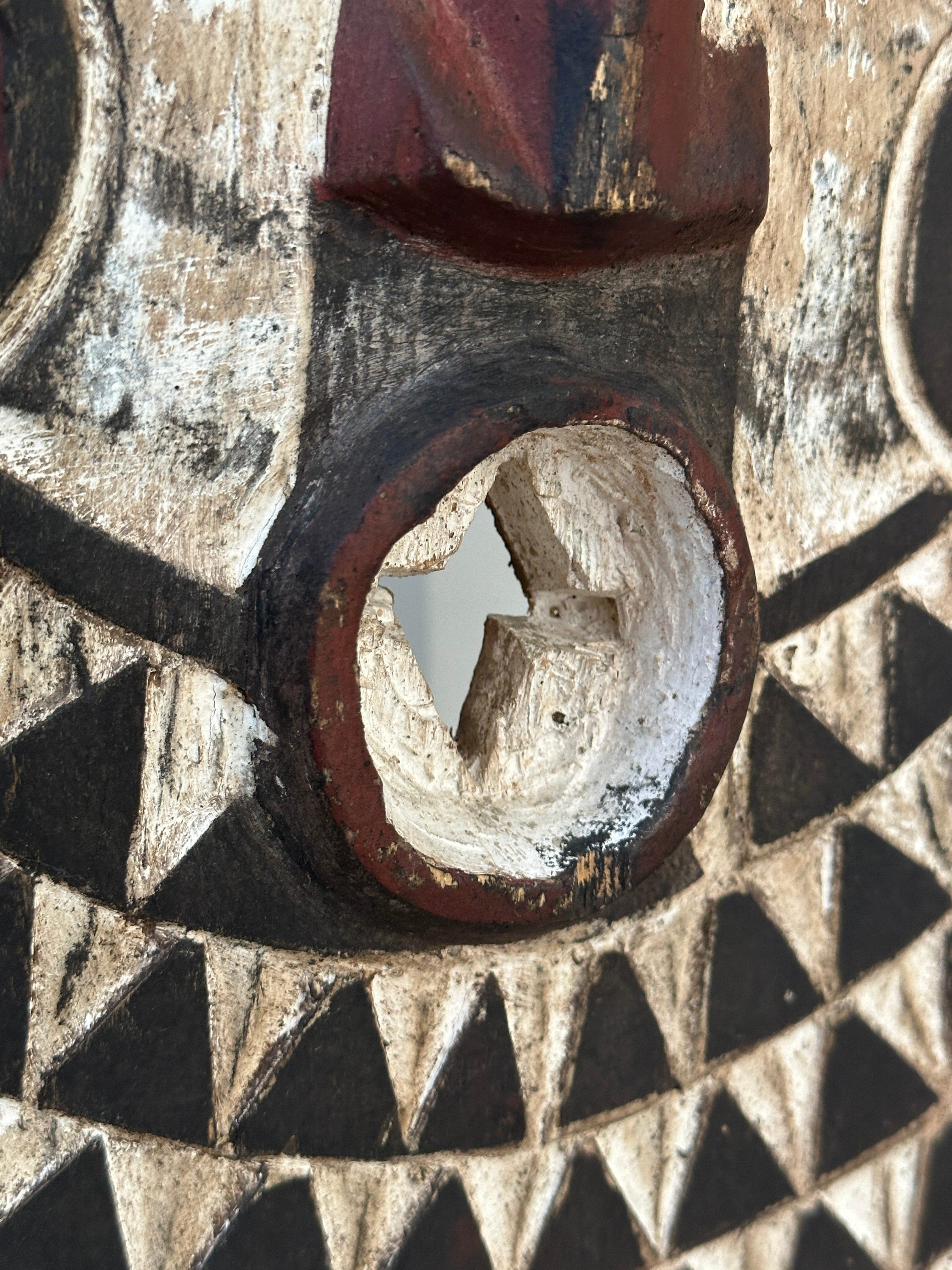 Vintage Bobo Mask on Stand - 43cm