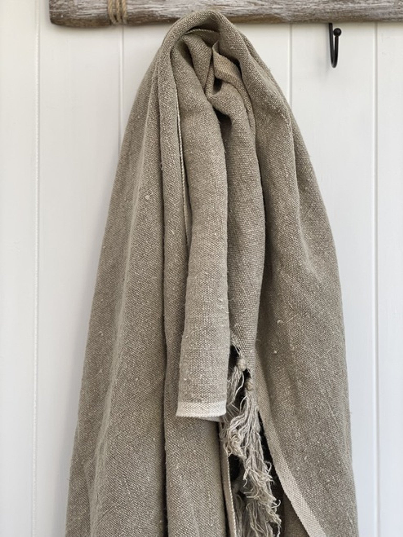 Briar Large Natural Linen Throw