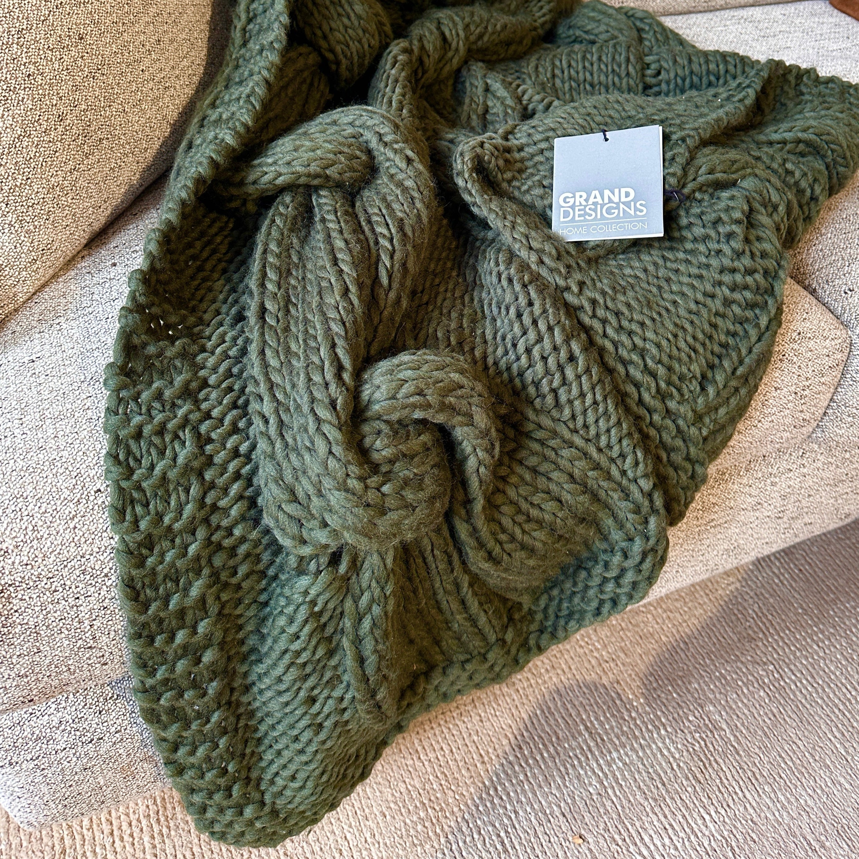 GRAND DESIGNS Hamish Hand Knitted Throw Dark Green 180x130cm