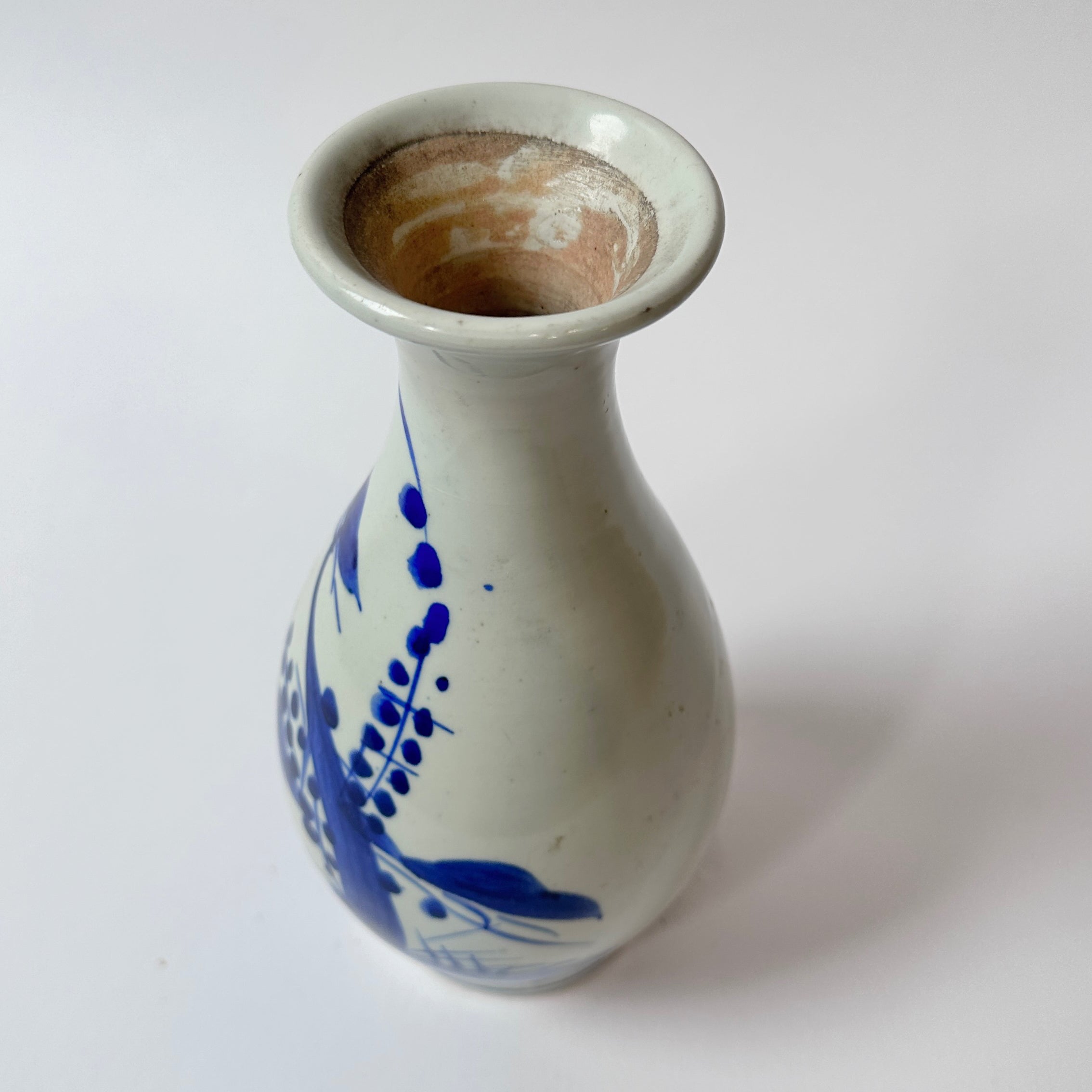 Antique Japanese Blue & White Tokkuri Sake Vase (Meiji Era) – 13cm | TOK001