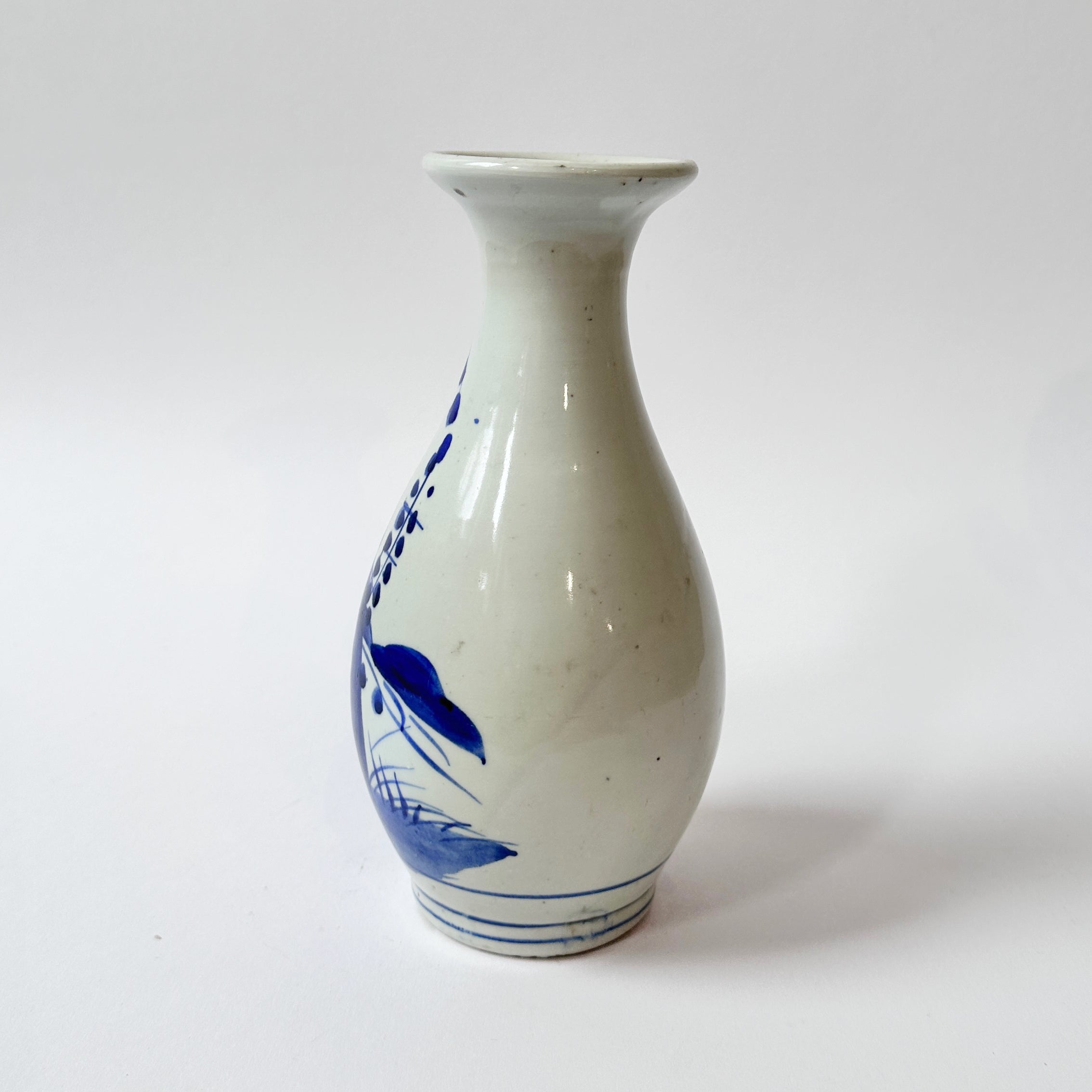 Antique Japanese Blue & White Tokkuri Sake Vase (Meiji Era) – 13cm | TOK001