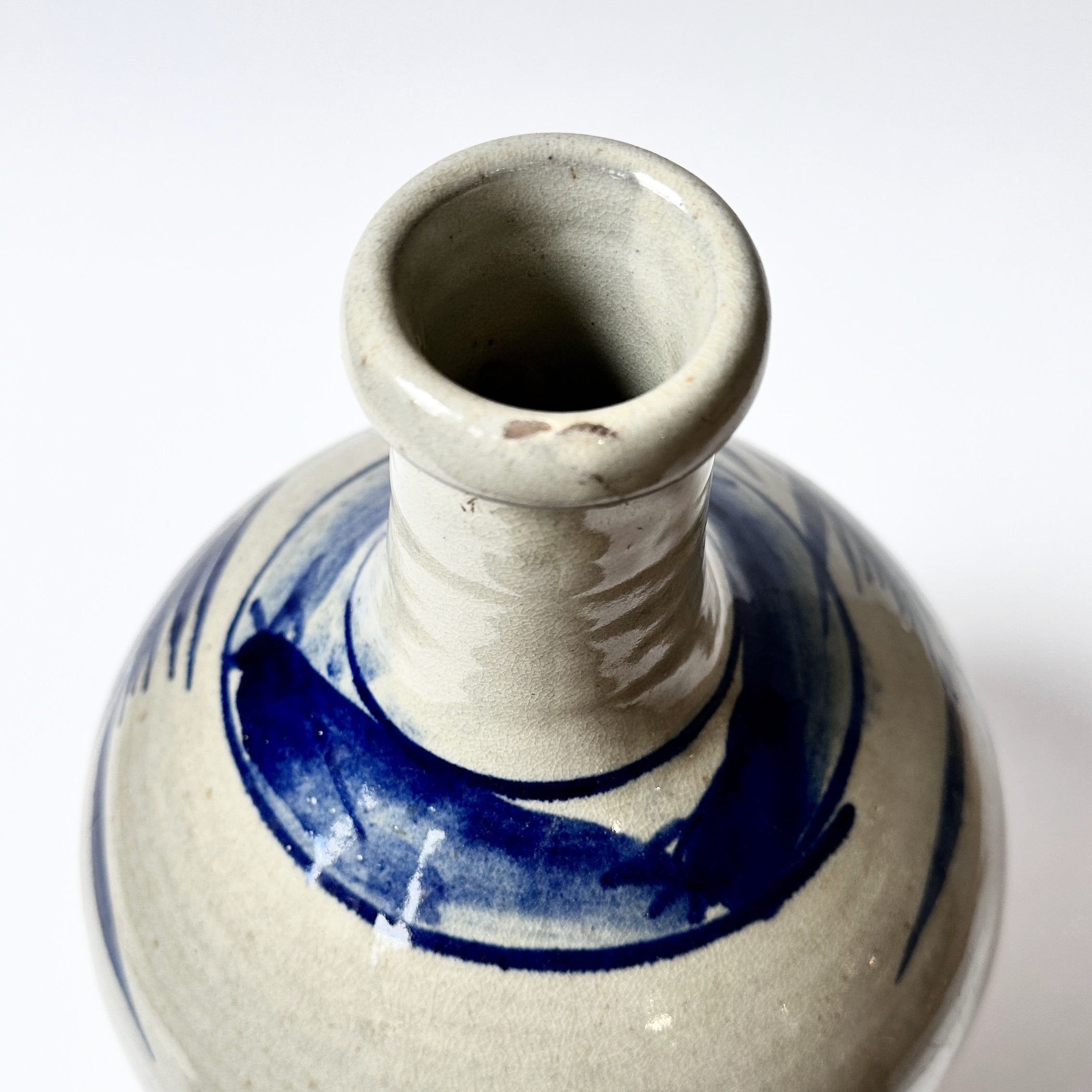 Antique Japanese Blue & White Tokkuri Sake Vase (Meiji Era) – 32cm | TOK003