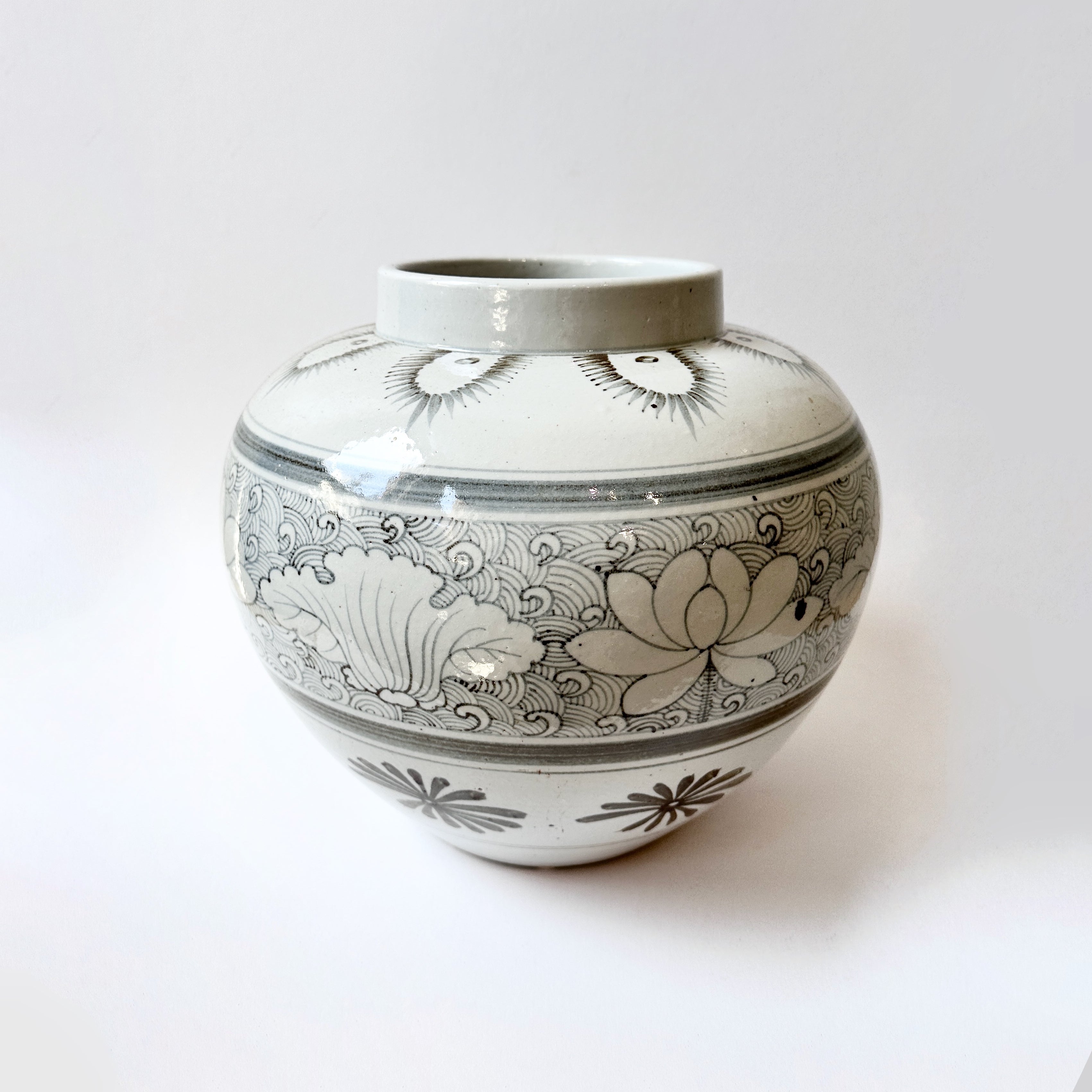 Antique Chinese Porcelain Lotus Vase – Hand-Painted Underglaze | 35cm