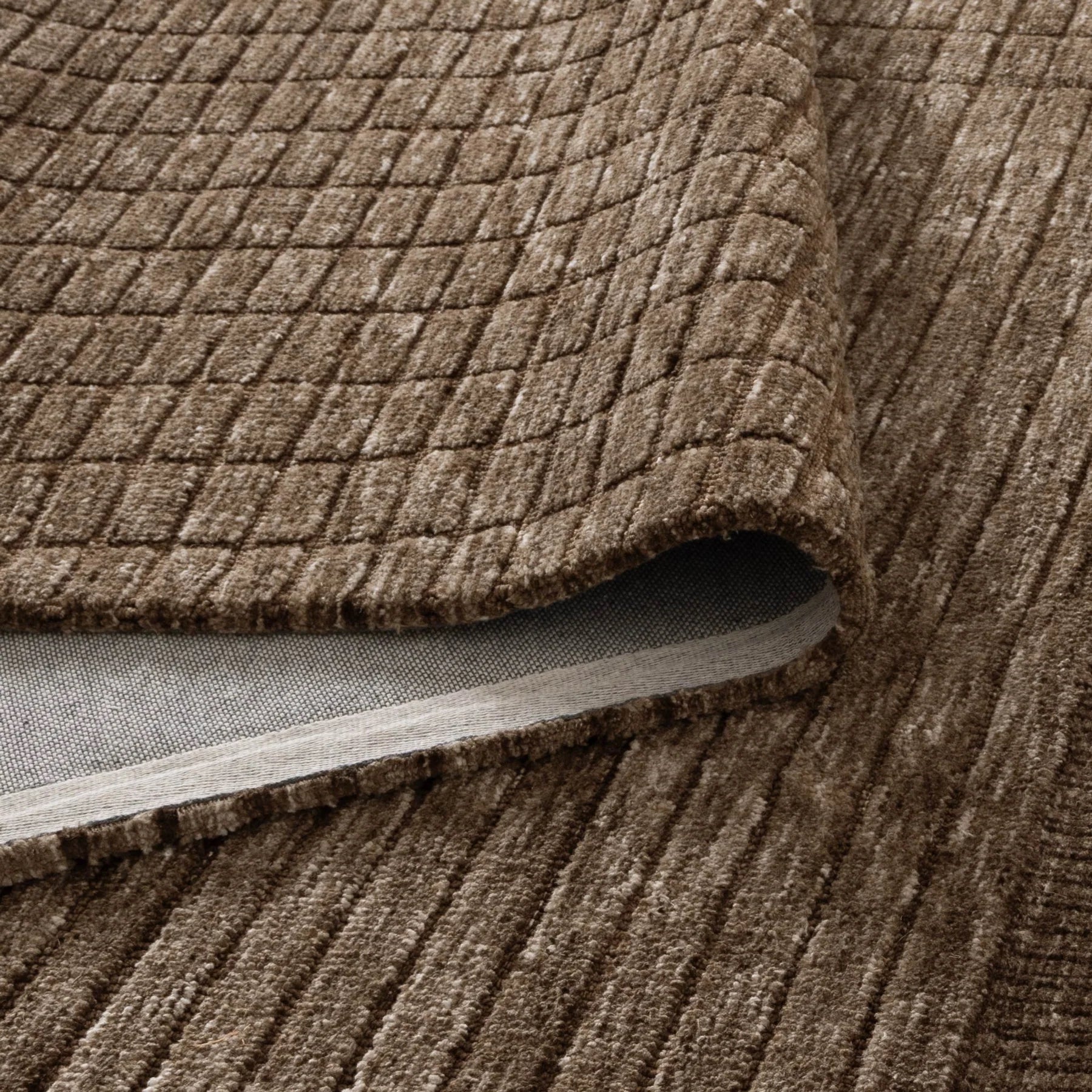 Nevada Machine Tufted Rug - Bronze