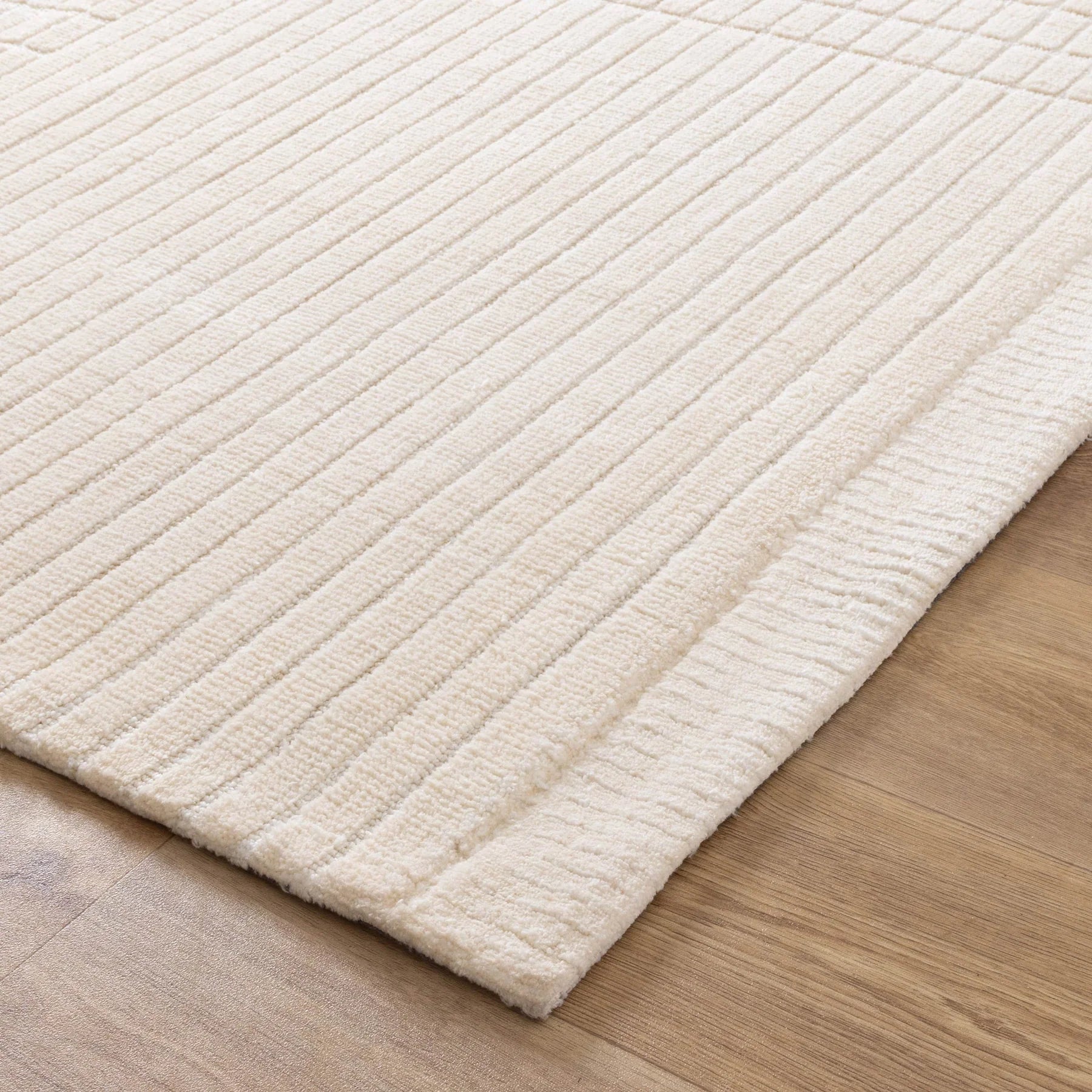 Nevada Machine Tufted Rug - Ivory