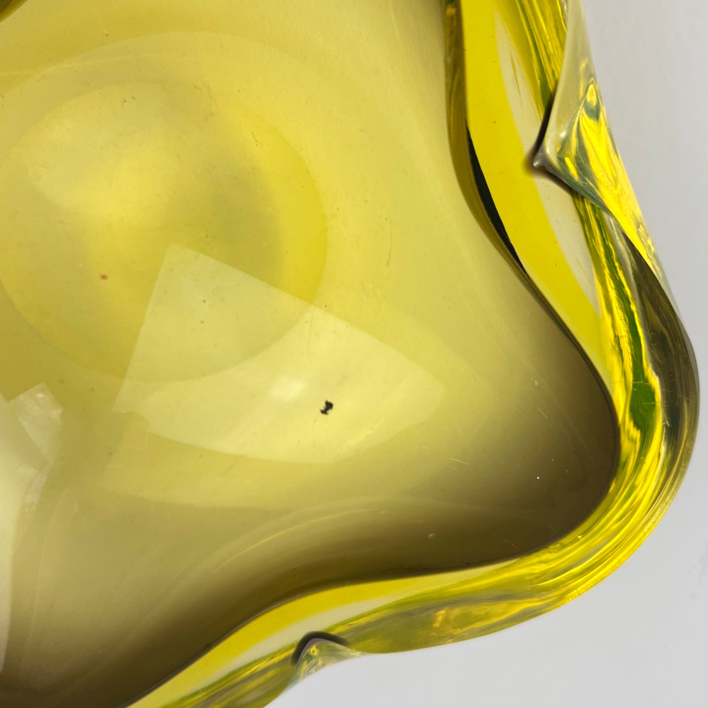 Vintage 1960s Murano Sommerso Uranium Glass Bowl