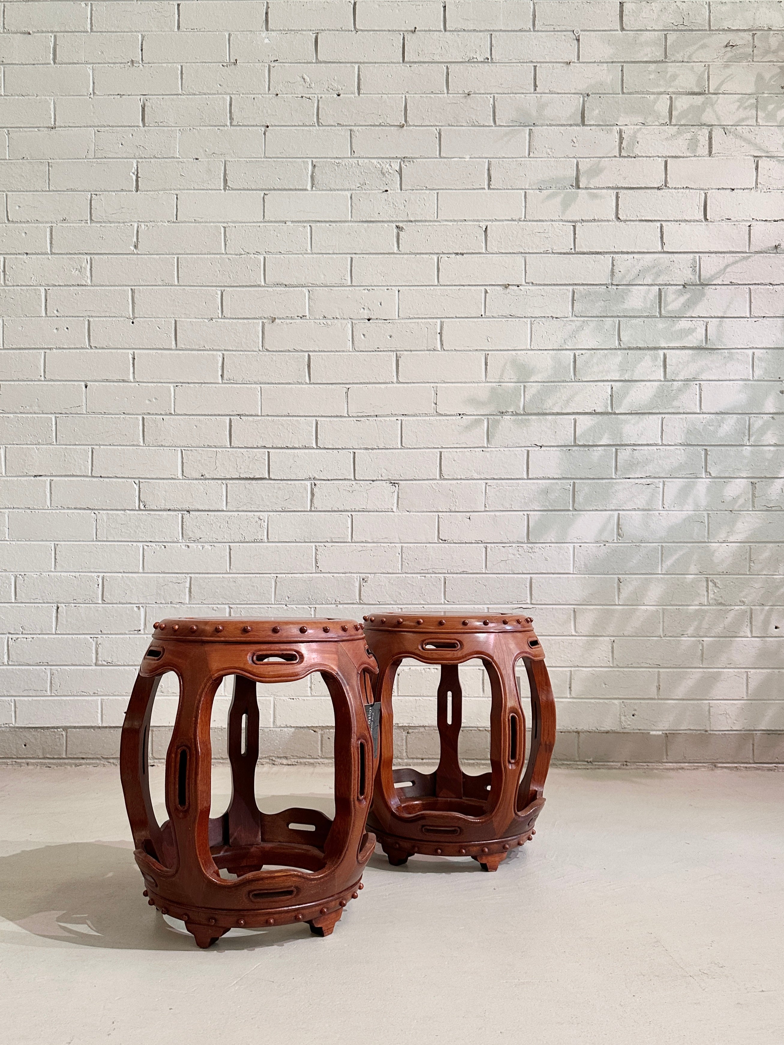 Early 20th Century Pair of Chinese Elm Barrel Seats