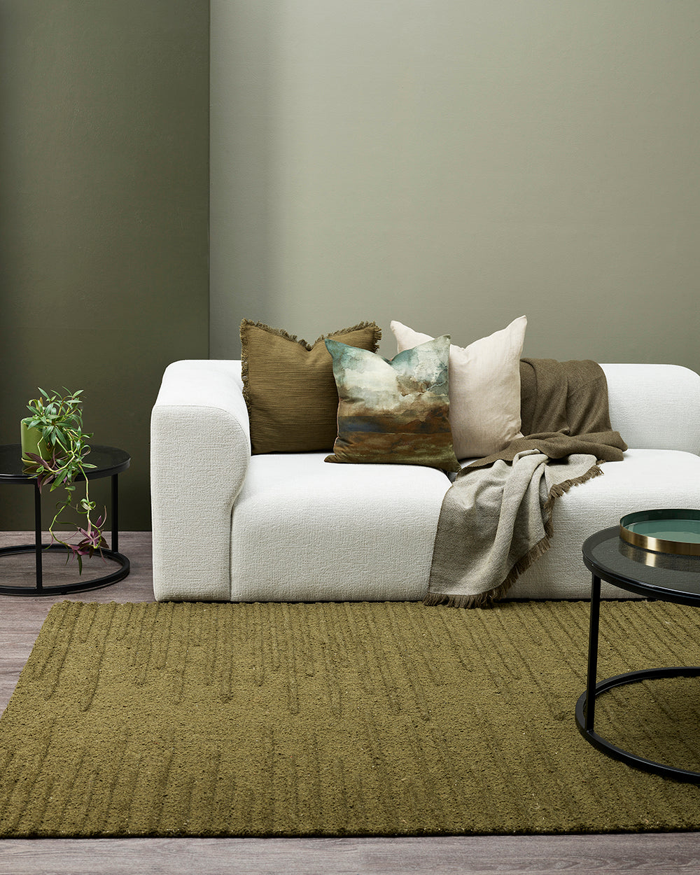 Chester Throw - Olive