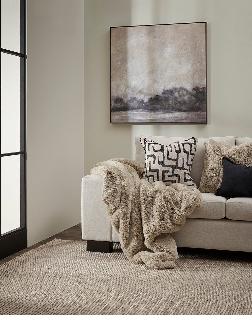 Luxor Cushion - Natural/Black