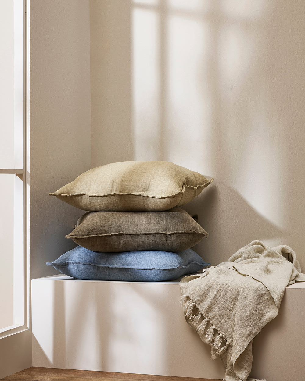 BAYA Millhouse 100% Linen Throw - Almond