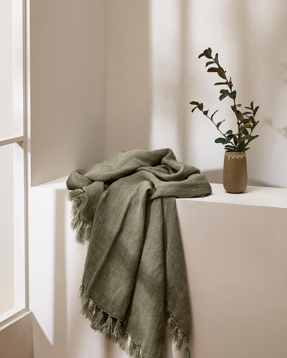 100% Linen | 130 x 170cm | Winter Moss