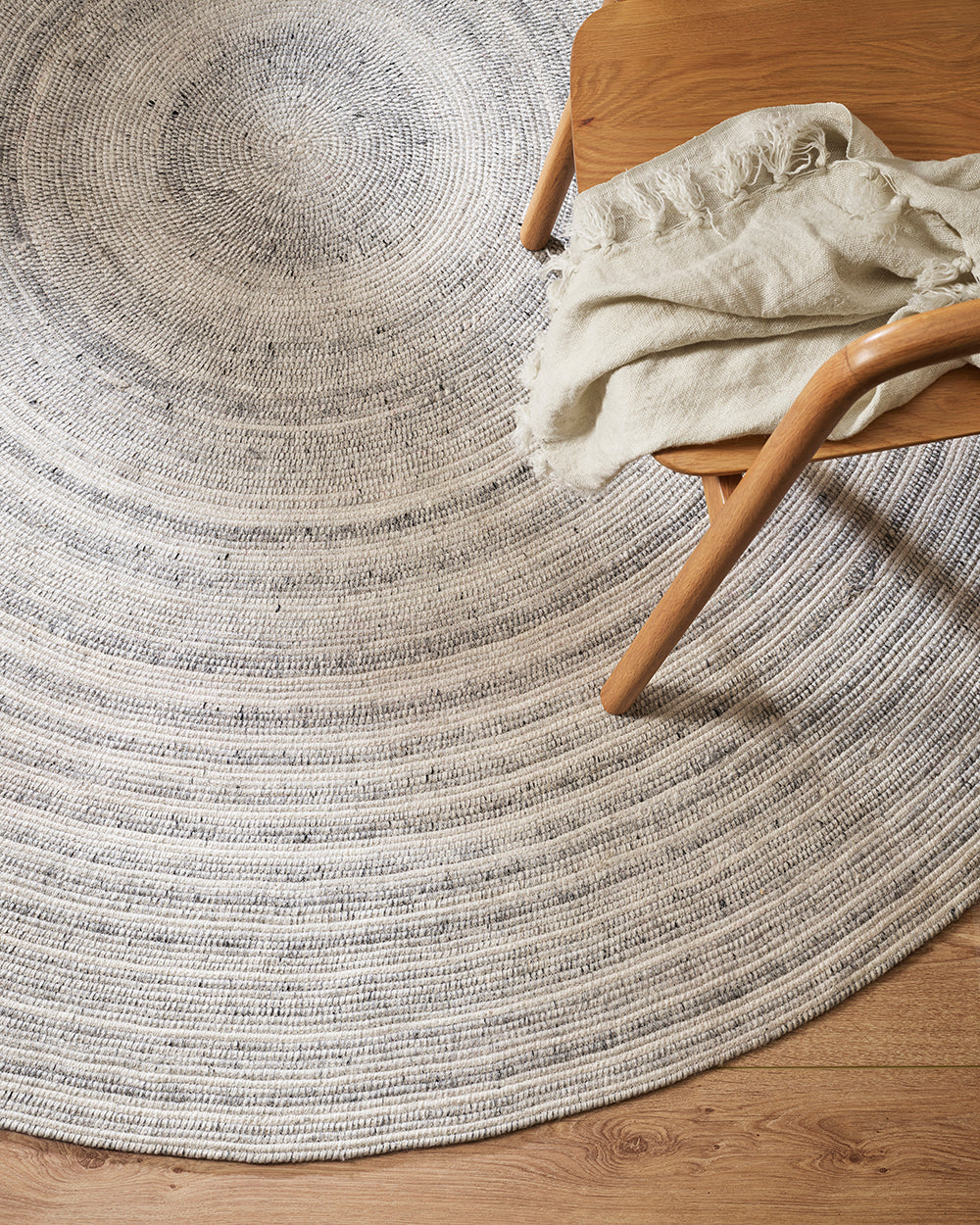 Palm Cove Round Floor Rug - Pumice