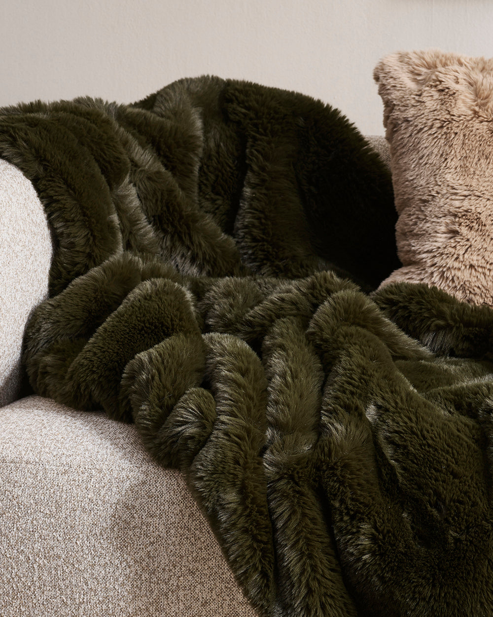Pele Faux Fur Throw - Seaweed