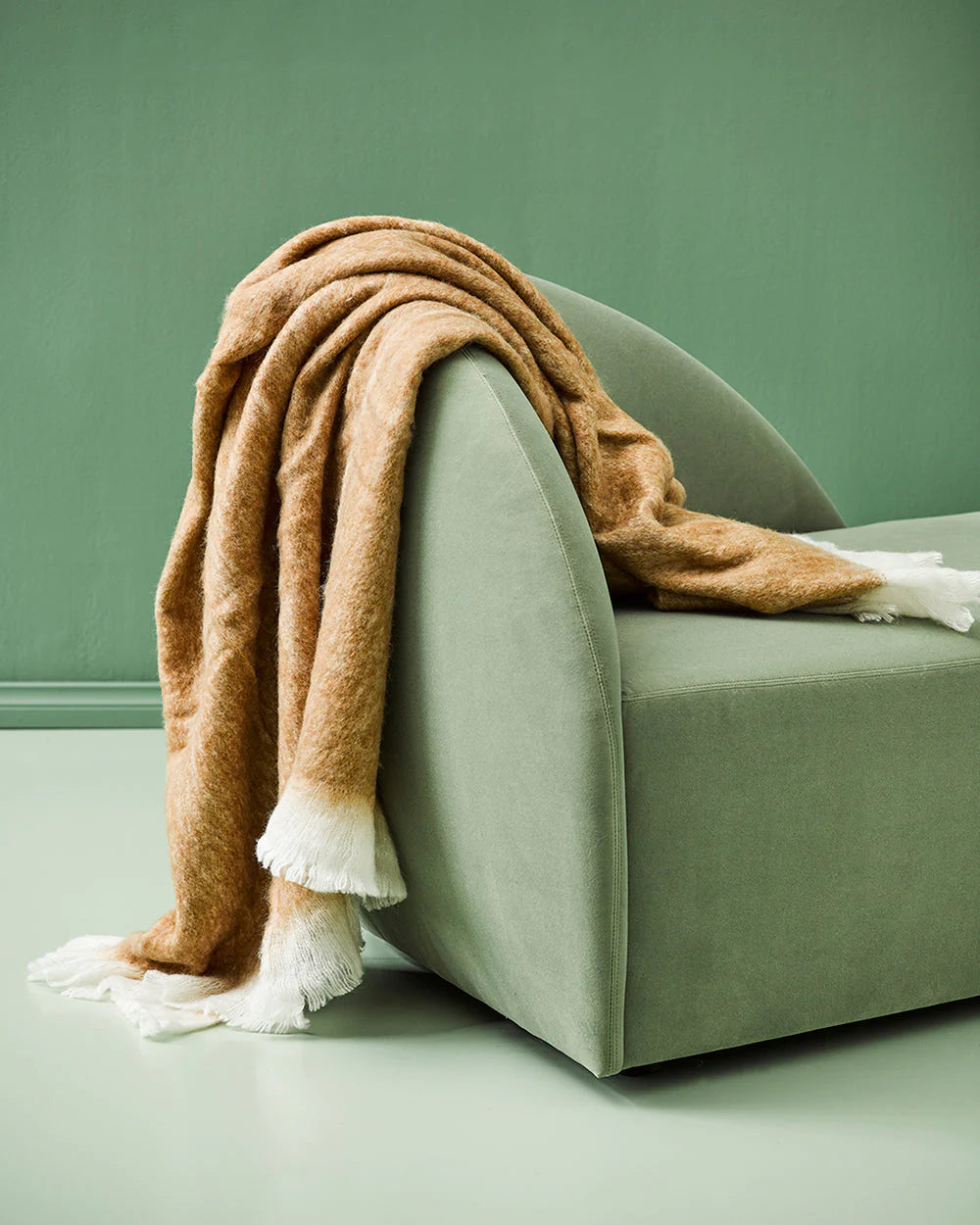 BAYA Sorrento Throw - Caramel