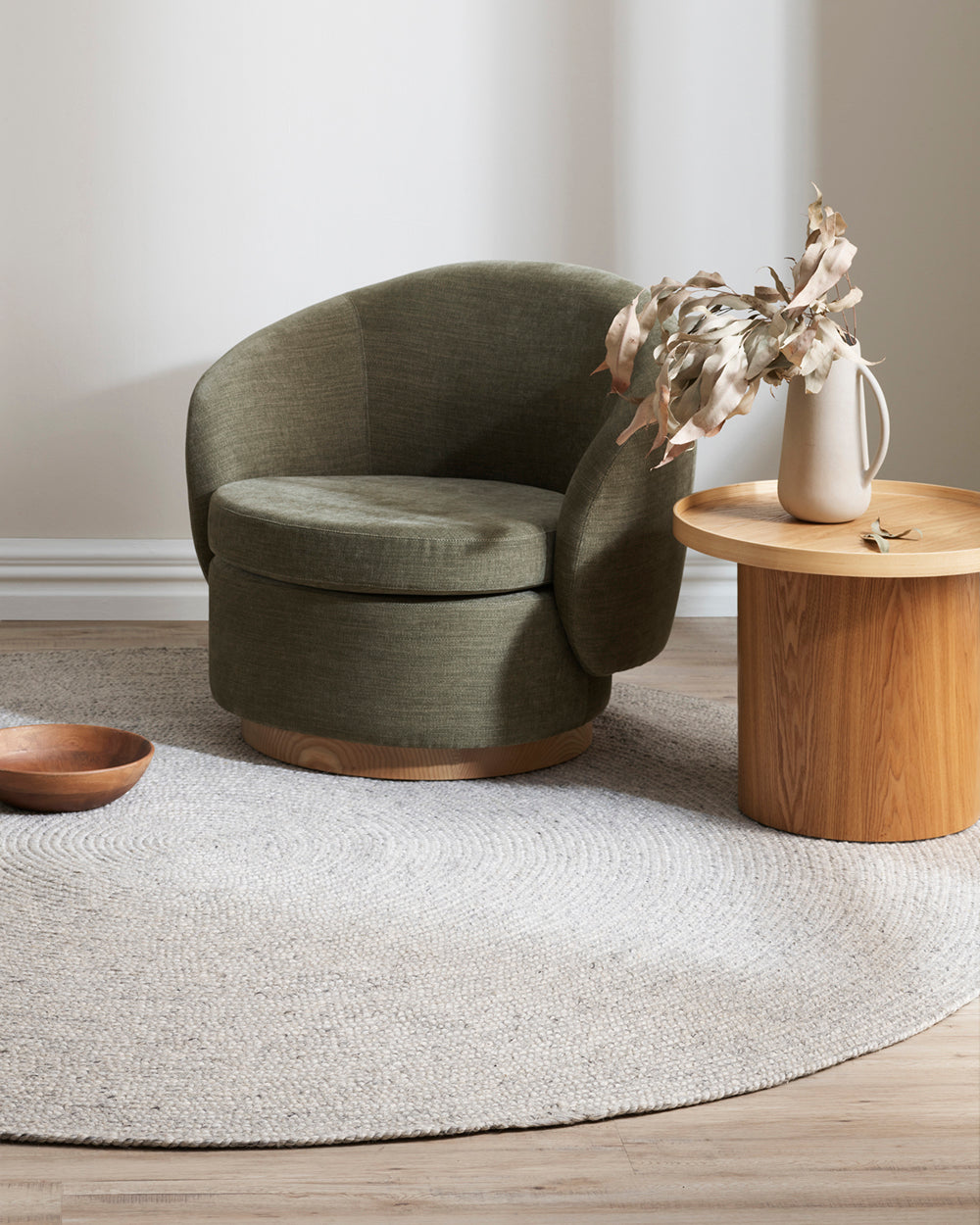 Rodwell and Astor - BAYA Tairua Round Floor Rug - Silver Birch