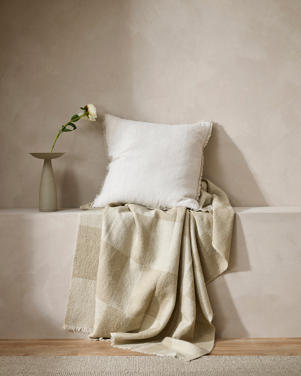 BAYA Winton Throw - Neutral
