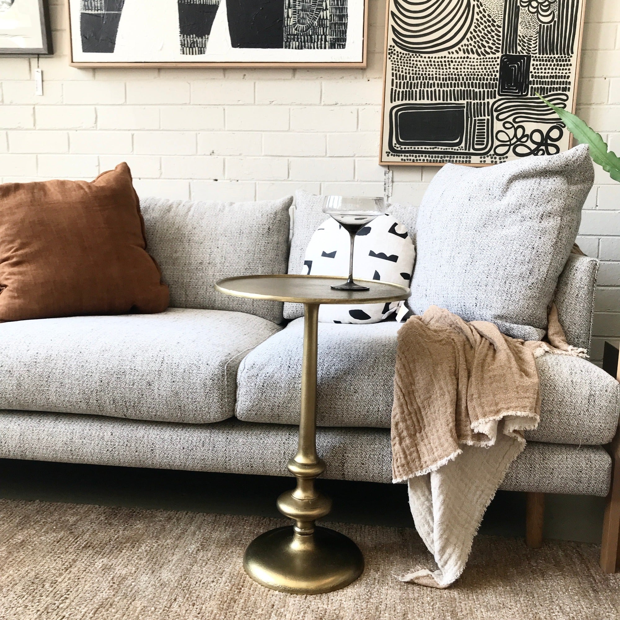 Juliette Gold Pedestal Table