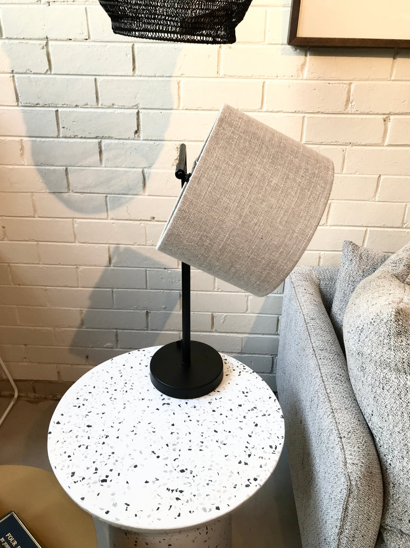 Kardan Table Lamp - Linen Shade