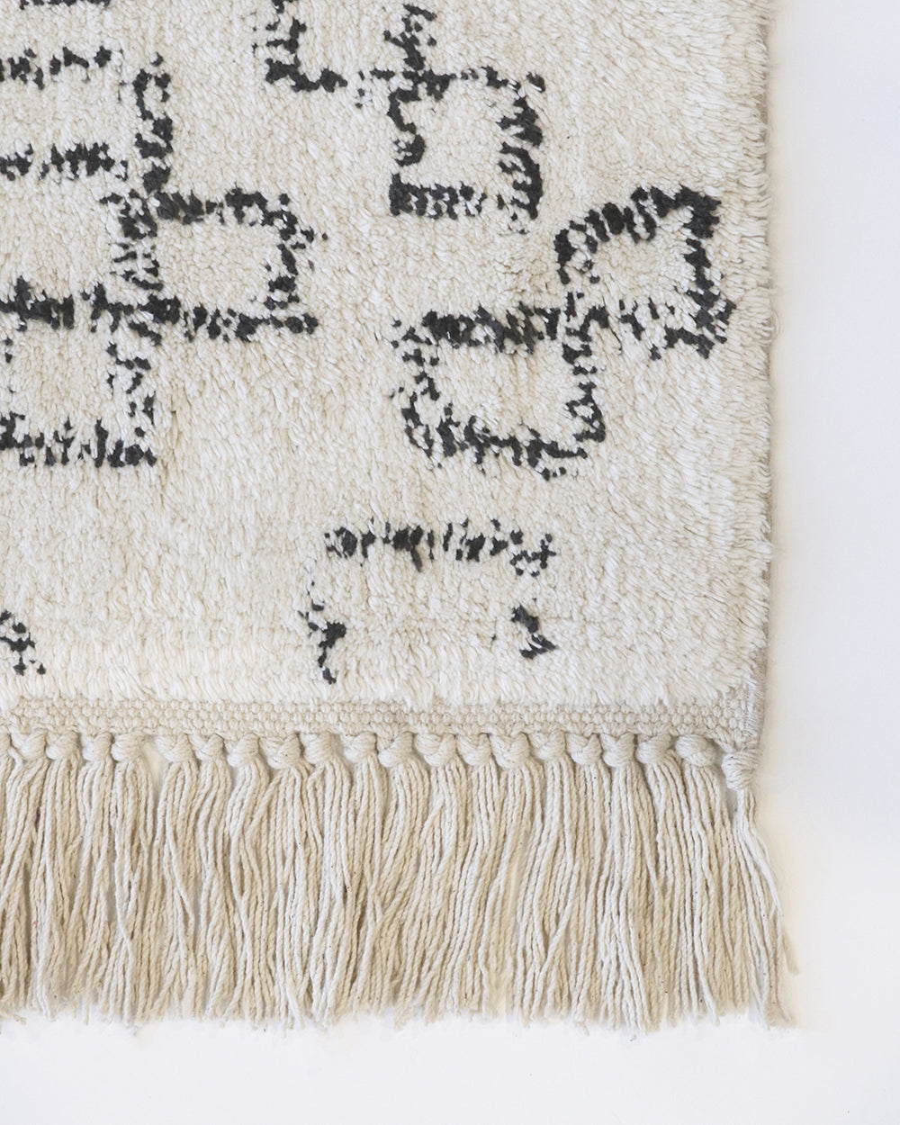 BABAYA Awan Cotton Floor Rug Black/Natural