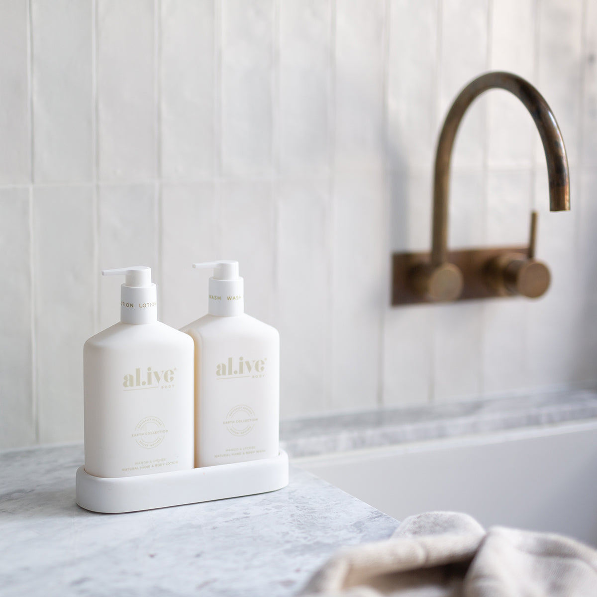 Rodwell and Astor - AL.IVE Wash & Lotion Duo +Tray - Mango & Lychee