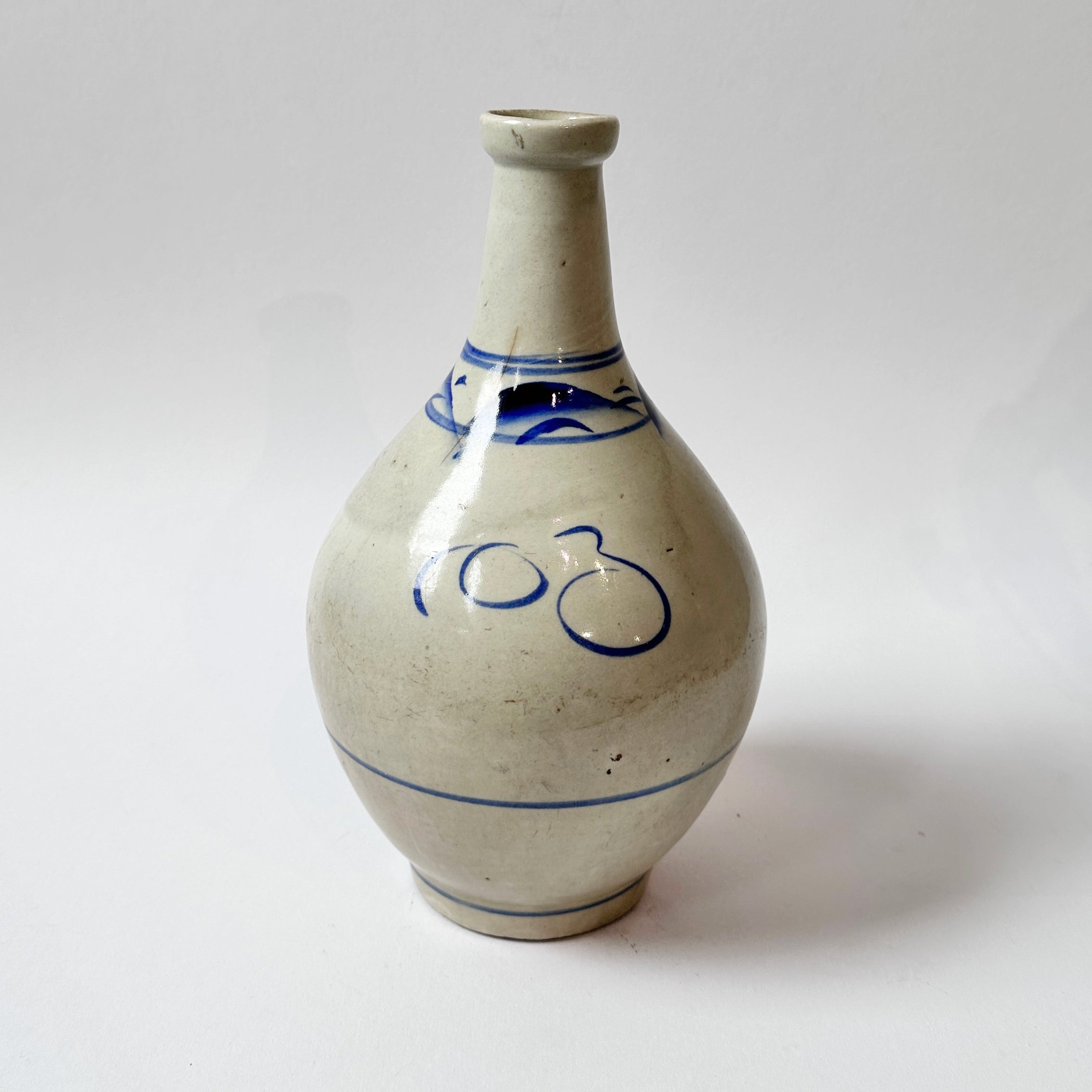 Antique Japanese Blue & White Tokkuri Sake Vase (Meiji Era) – 28cm | TOK002