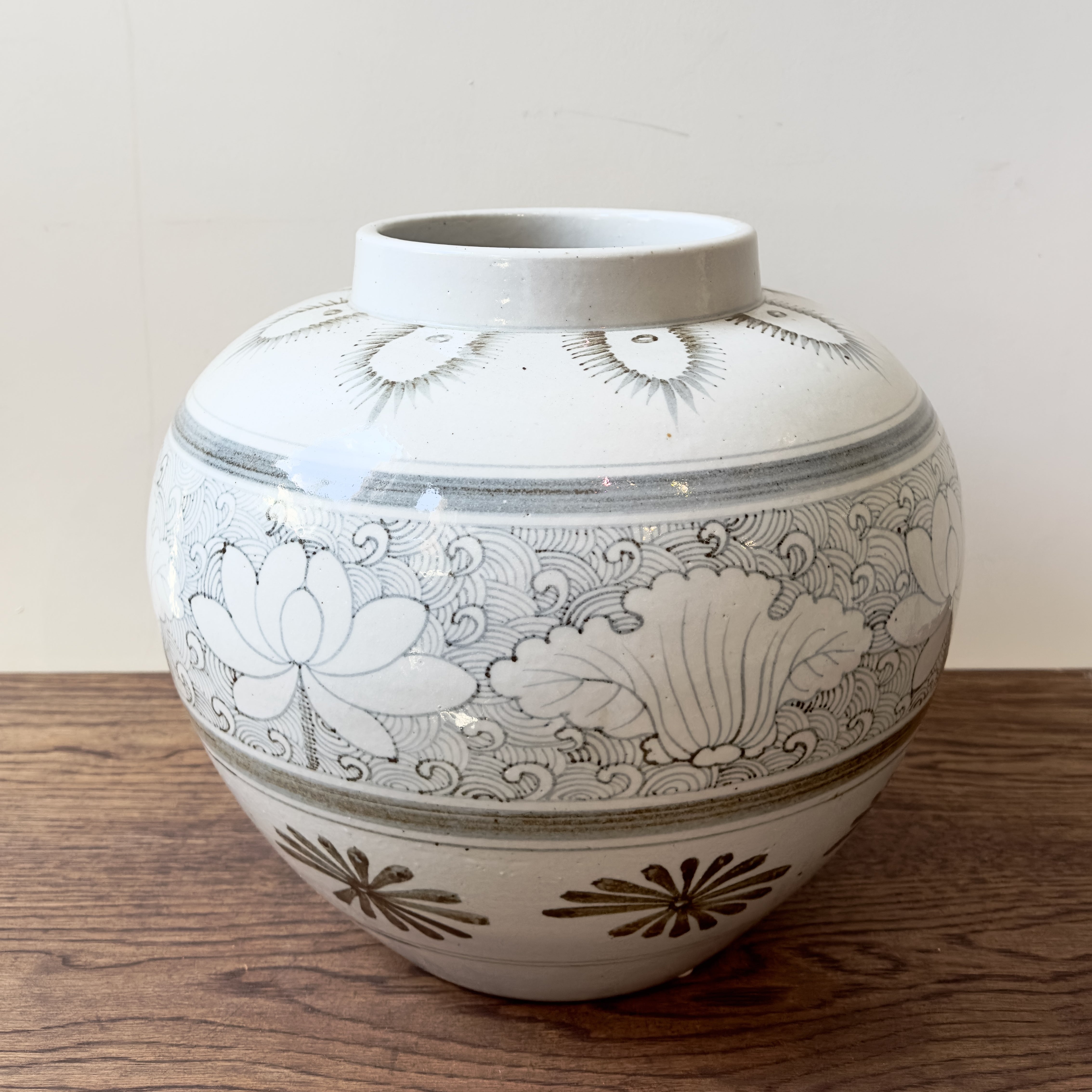 Antique Chinese Porcelain Lotus Vase – Hand-Painted Underglaze | 35cm