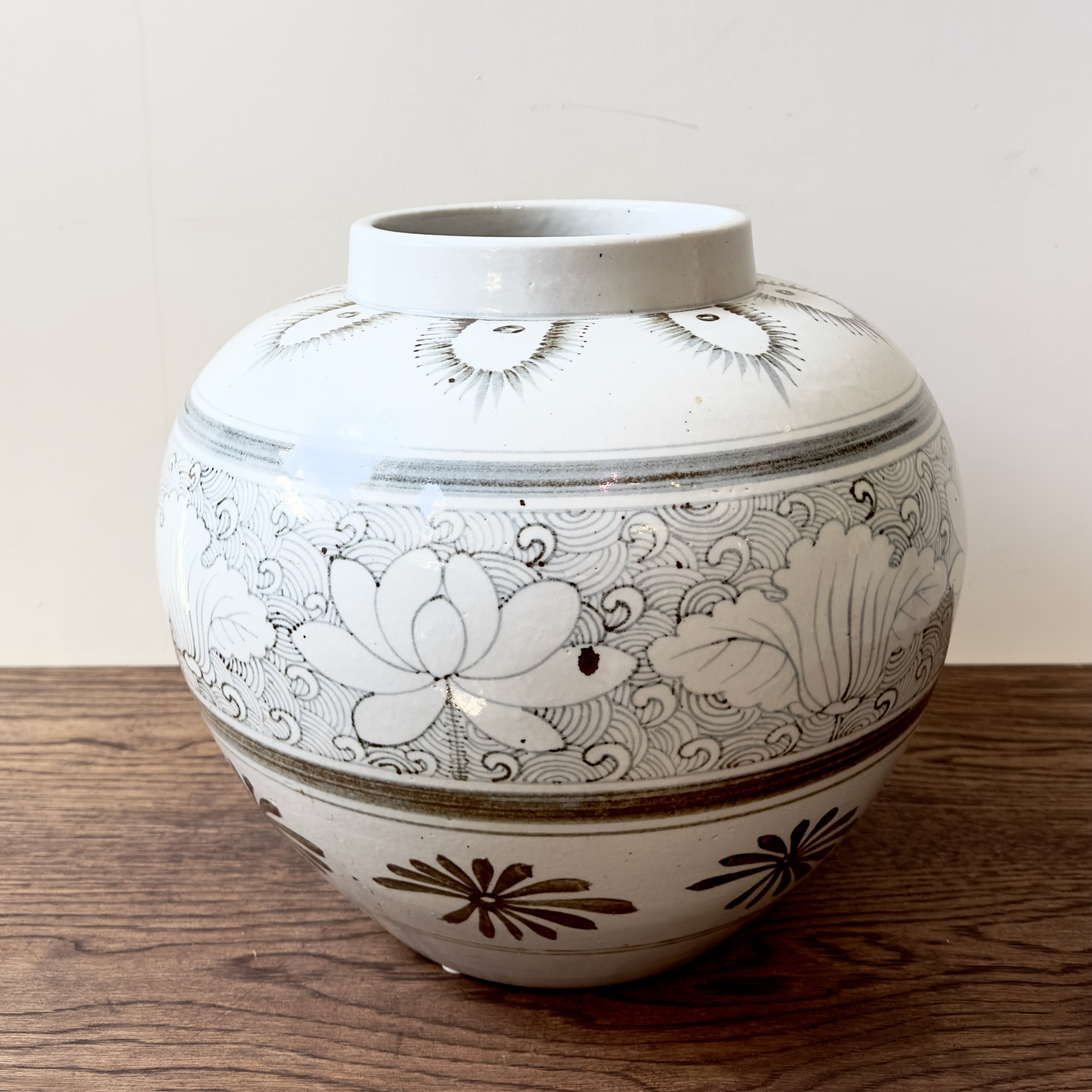 Antique Chinese Porcelain Lotus Vase – Hand-Painted Underglaze | 35cm