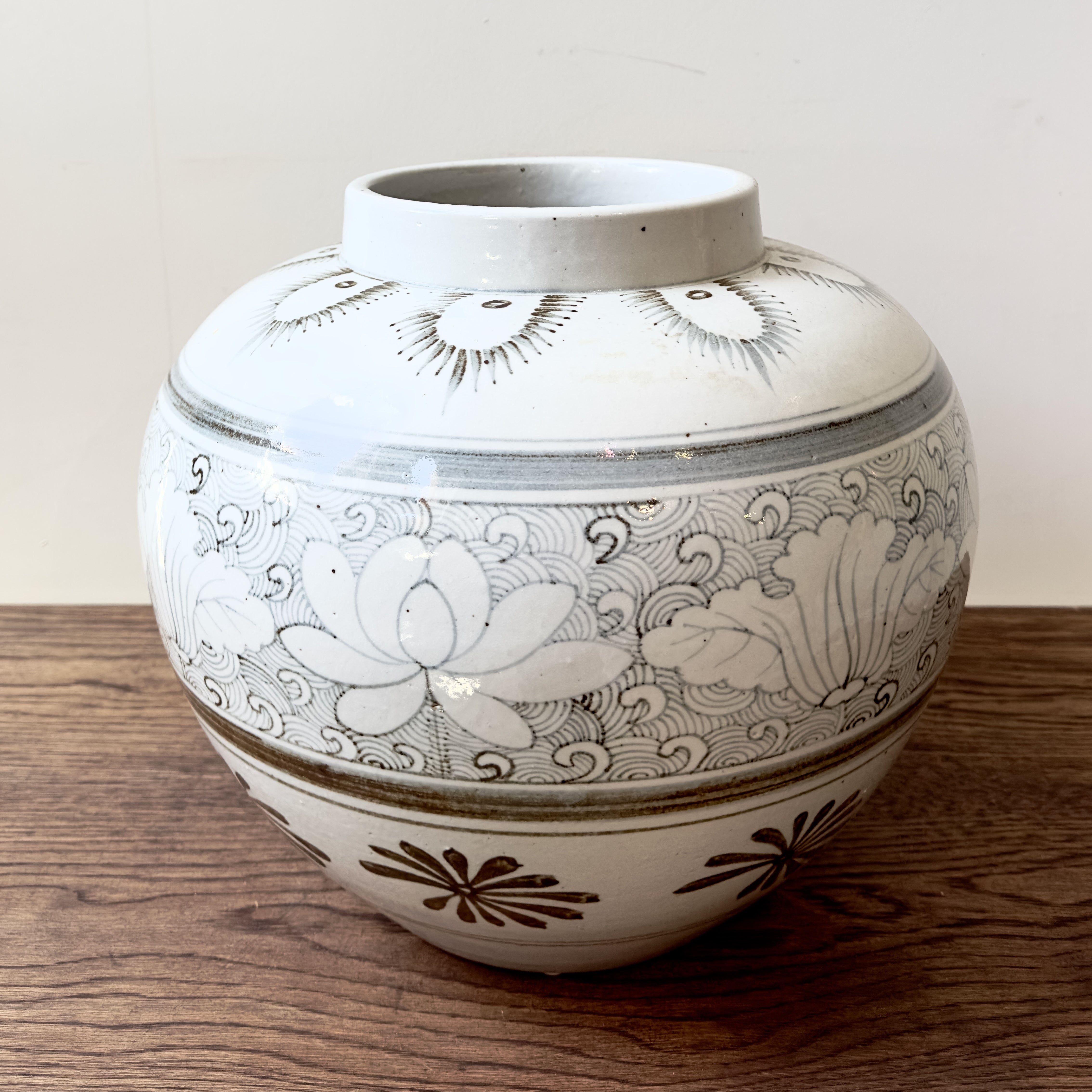 Antique Chinese Porcelain Lotus Vase – Hand-Painted Underglaze | 35cm