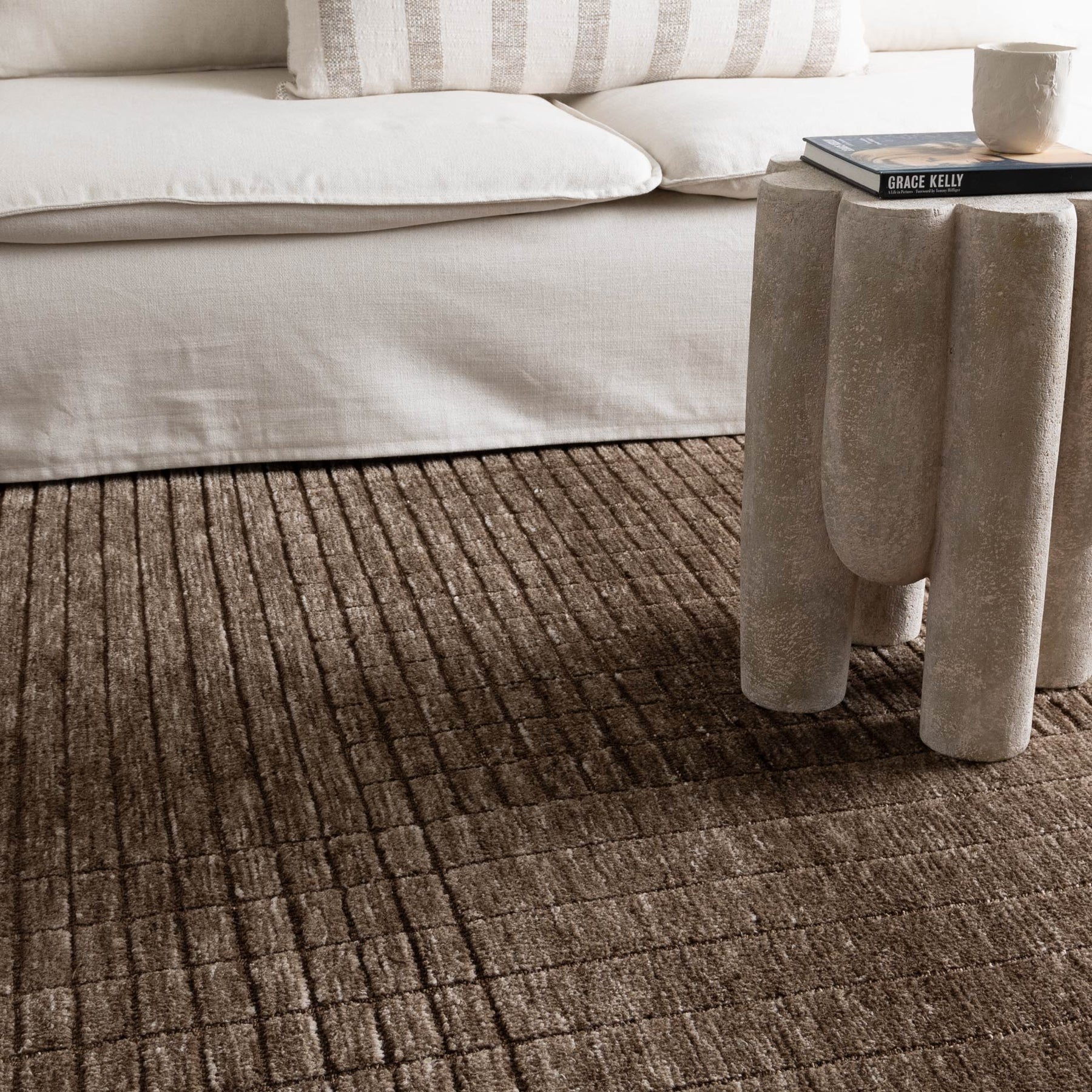 Nevada Machine Tufted Rug - Bronze