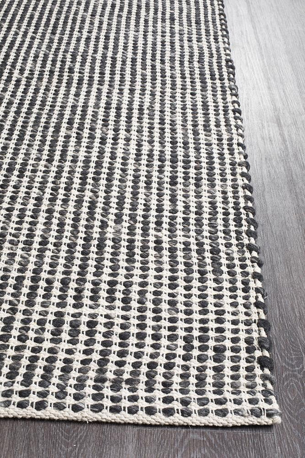 Riba 300 Rug - Black Wool Rug