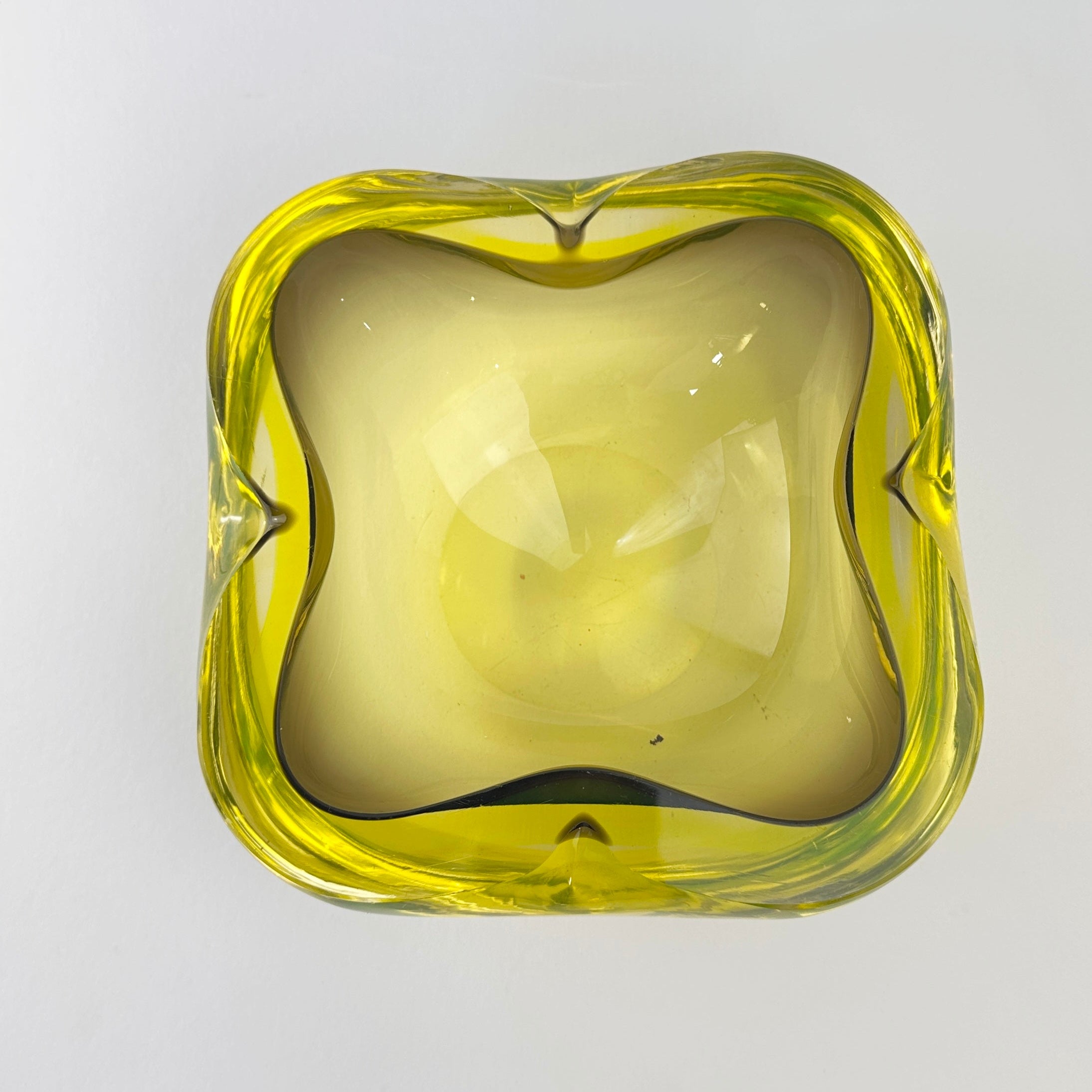 Vintage 1960s Murano Sommerso Uranium Glass Bowl