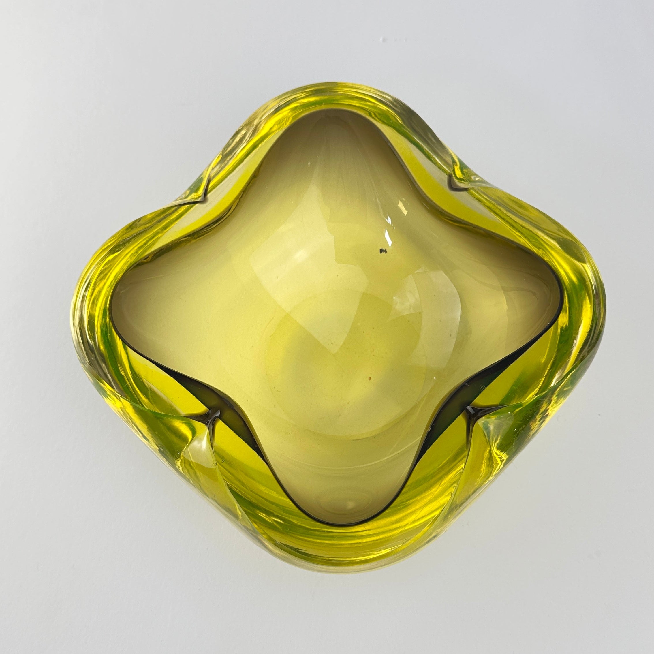 Vintage 1960s Murano Sommerso Uranium Glass Bowl