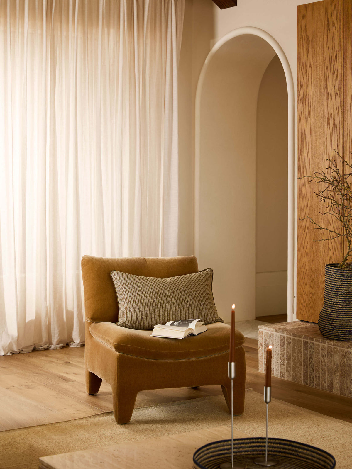 L&M Home cushion_lottie_khaki_65x40_back