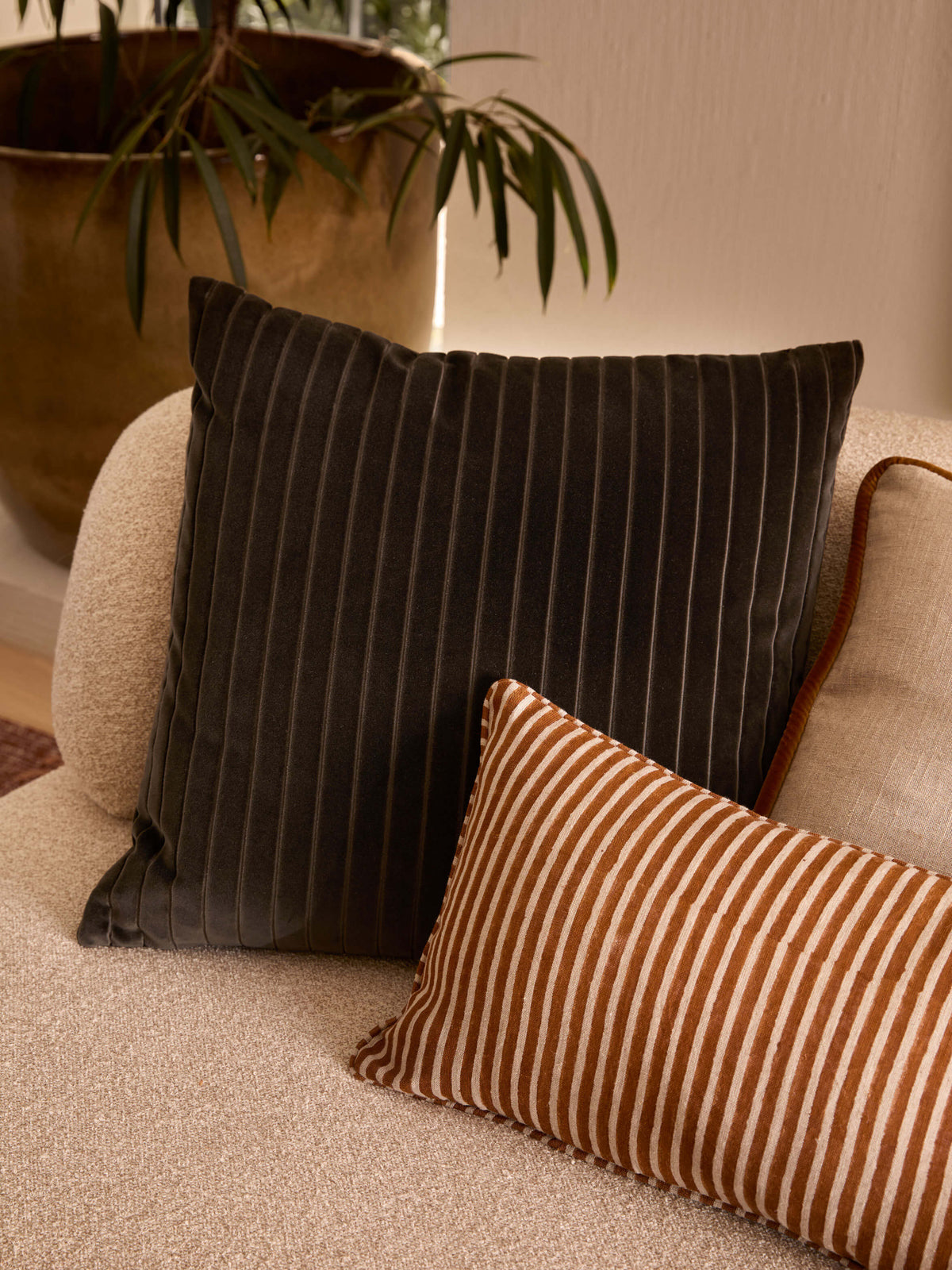 Gia Terracotta Mini Cushion 30 x 50cm – lifestyle 04 | Rodwell & Astor