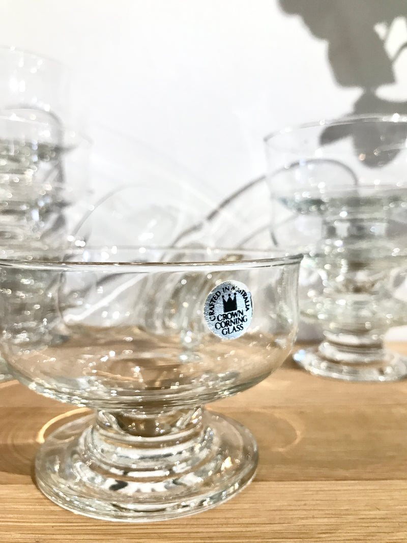 Footed glass 2025 dessert bowls