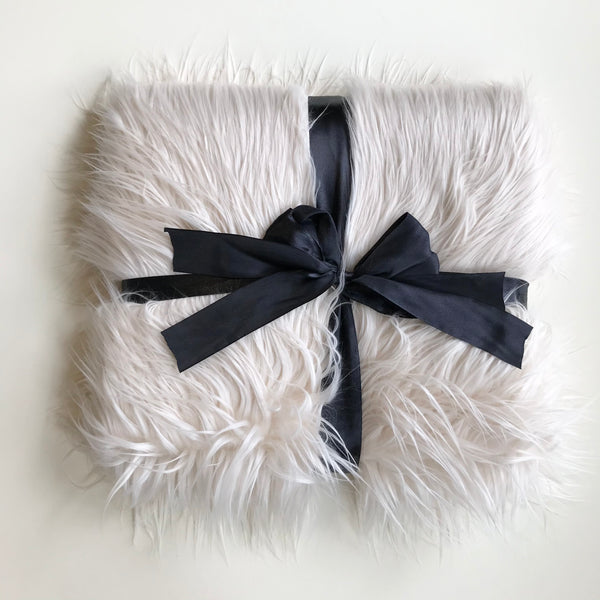 Elmwood Faux Fur Throw- Ivory Yak 130cm x 150cm