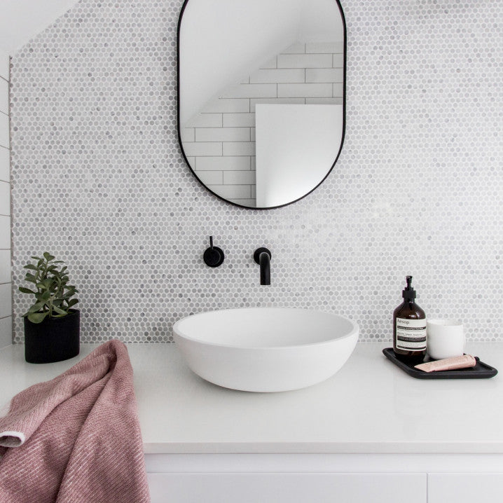 Bjorn Oval Mirror - Black - 3 Sizes