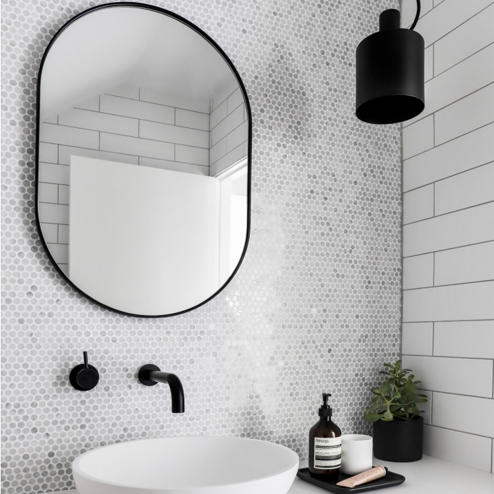 Bjorn Oval Mirror - Small