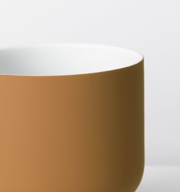 MIDDLE OF NOWHERE Fergus Planter - Ochre