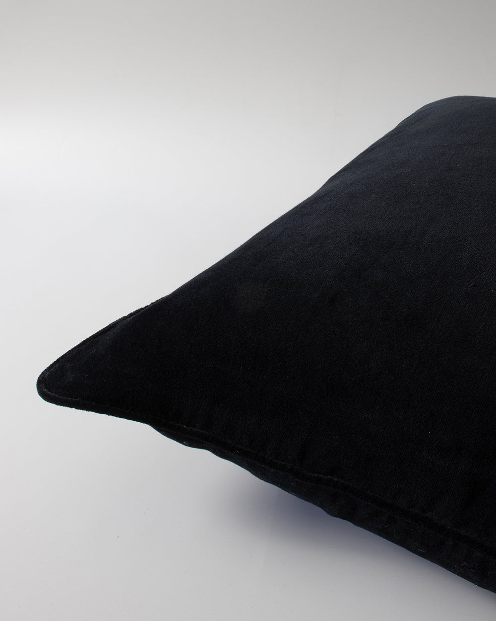 Rodwell and Astor - BAYA Montpellier Velvet Cushion - Black 