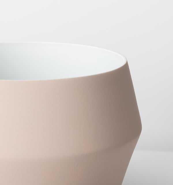 MIDDLE OF NOWHERE Romo Planter - Nude - Medium
