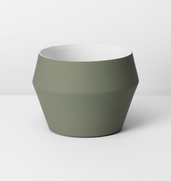 MIDDLE OF NOWHERE Romo Planter - Olive - Medium