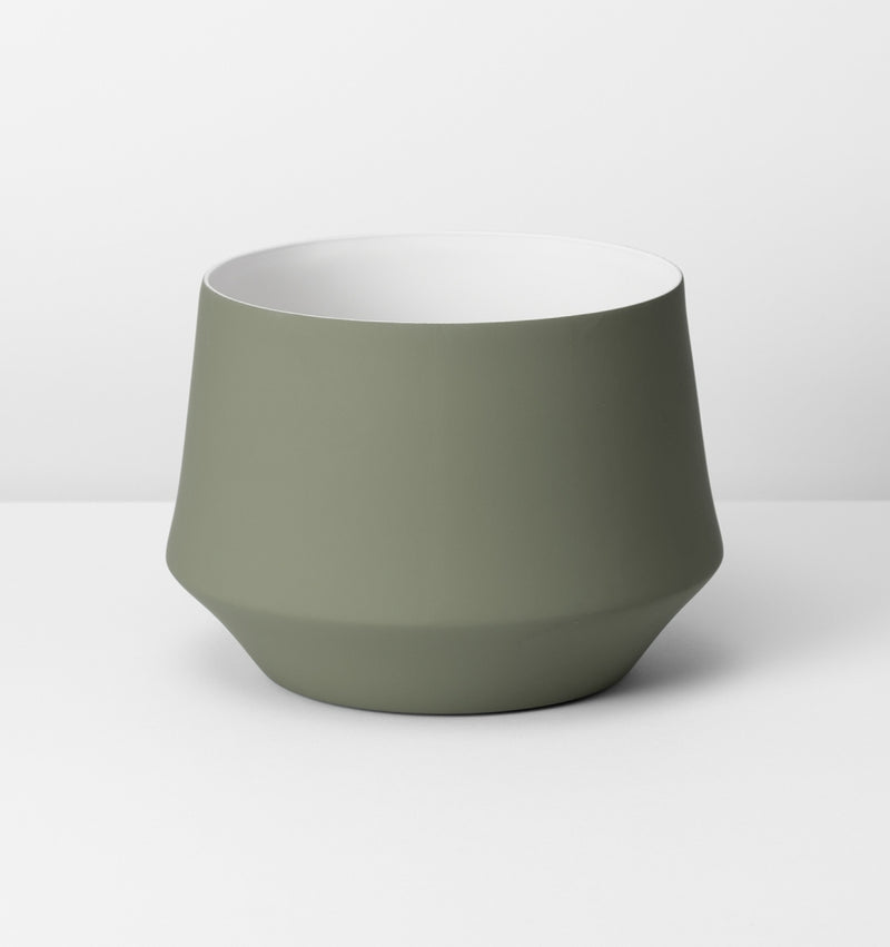 MIDDLE OF NOWHERE Samso Planter - Olive - Large
